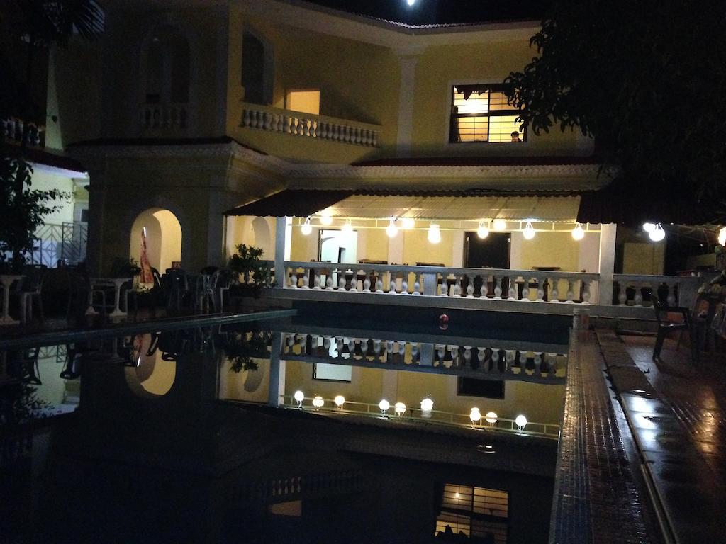 Poonam Village Resort Anjuna Ngoại thất bức ảnh