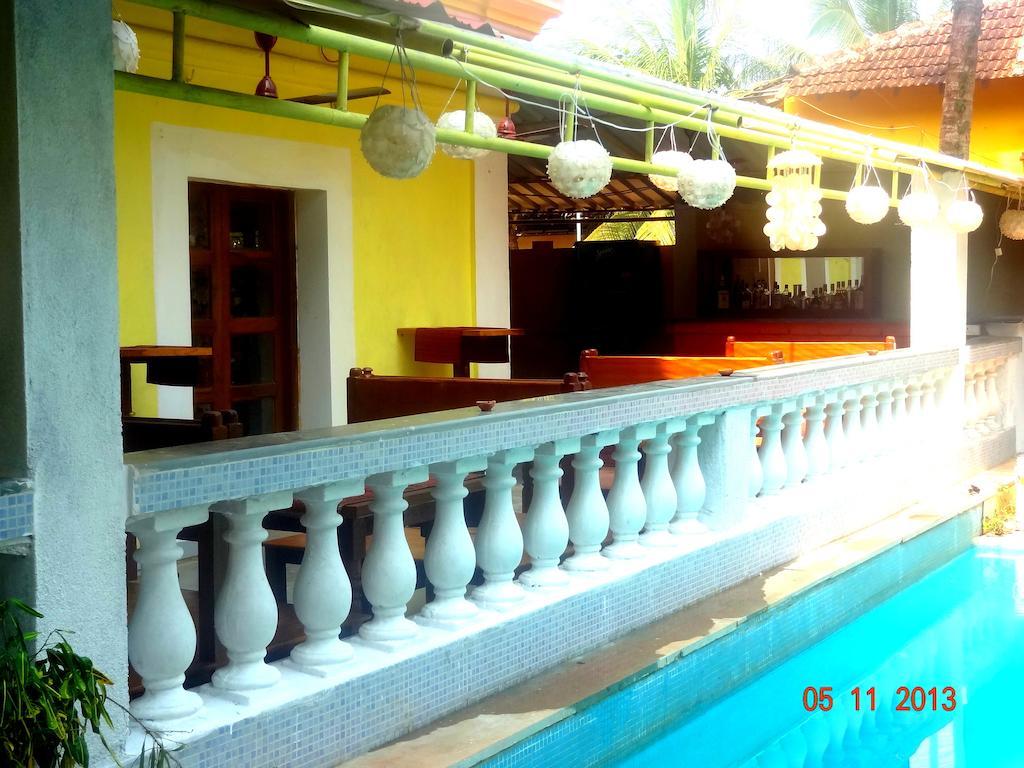 Poonam Village Resort Anjuna Ngoại thất bức ảnh